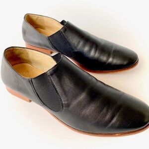 💋ColeHaan woman's black slip-on loafer size 8